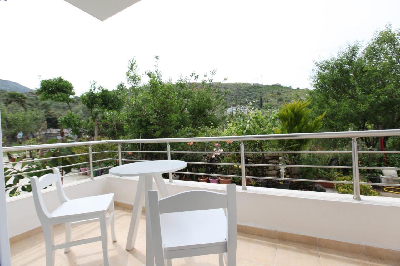 The Sunny Side Apartment Himare Luaran gambar