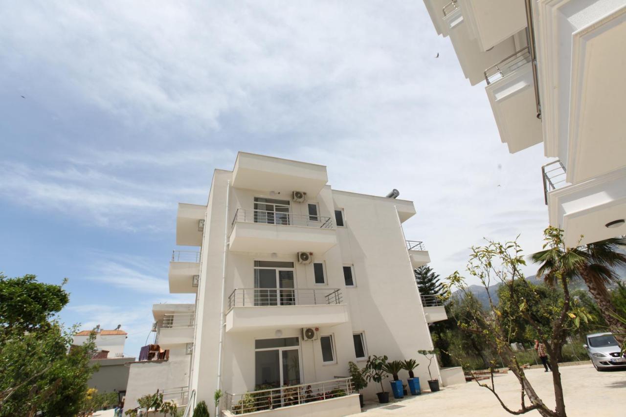 The Sunny Side Apartment Himare Luaran gambar