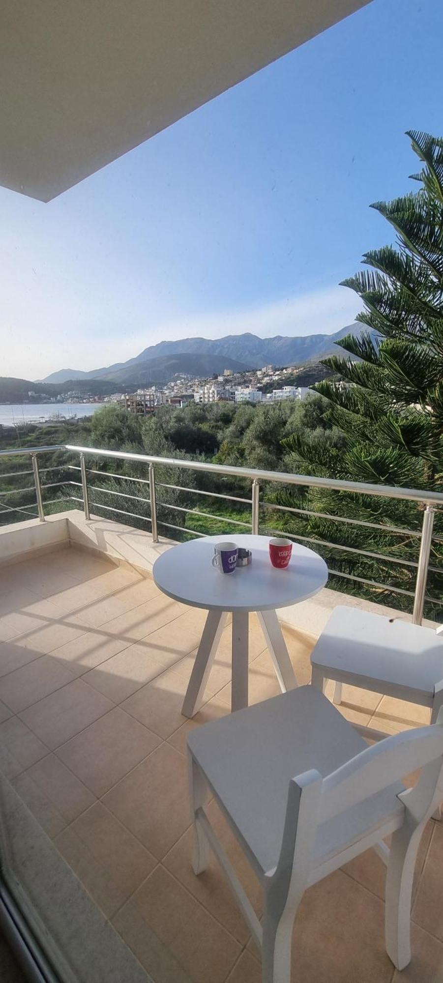 The Sunny Side Apartment Himare Luaran gambar
