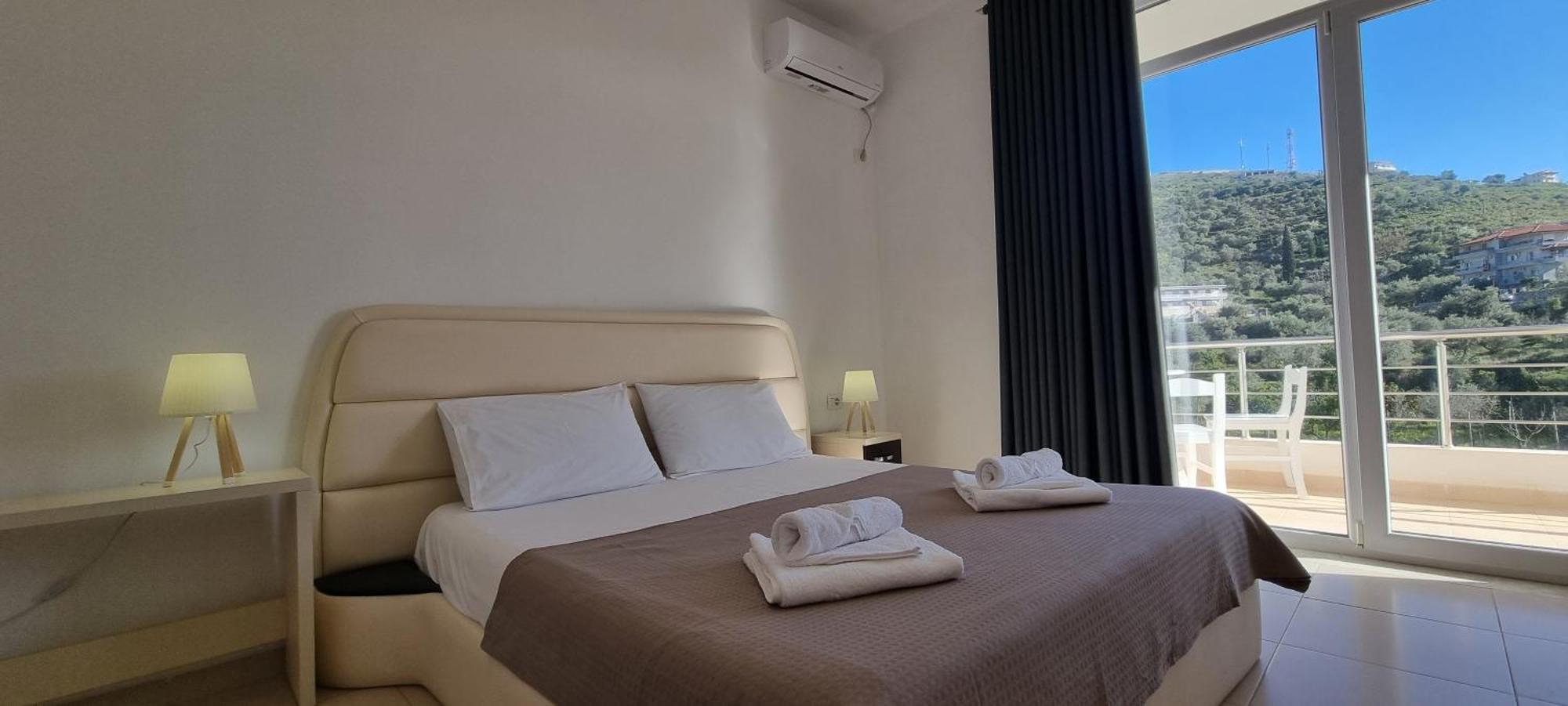 The Sunny Side Apartment Himare Luaran gambar