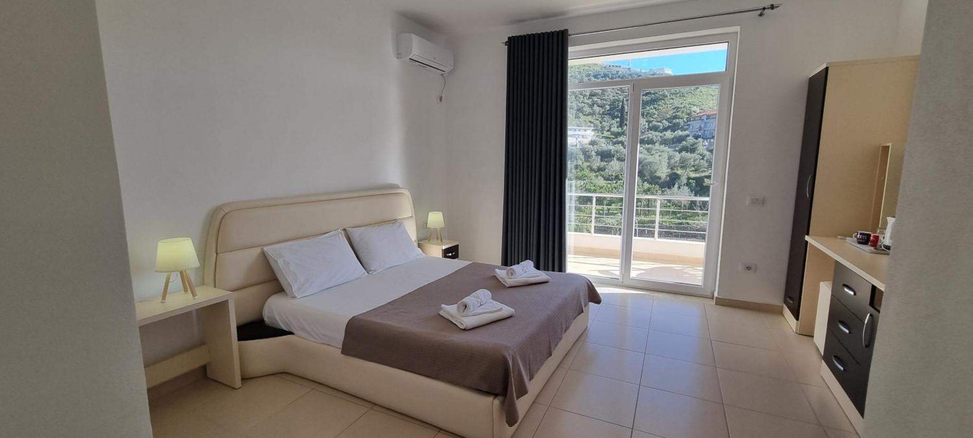 The Sunny Side Apartment Himare Luaran gambar