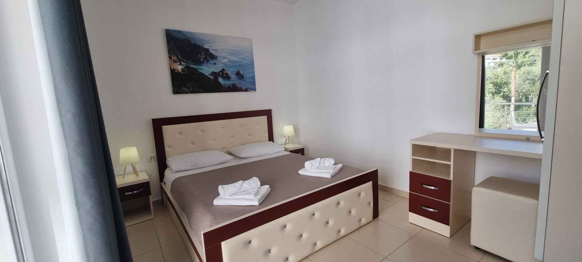 The Sunny Side Apartment Himare Luaran gambar