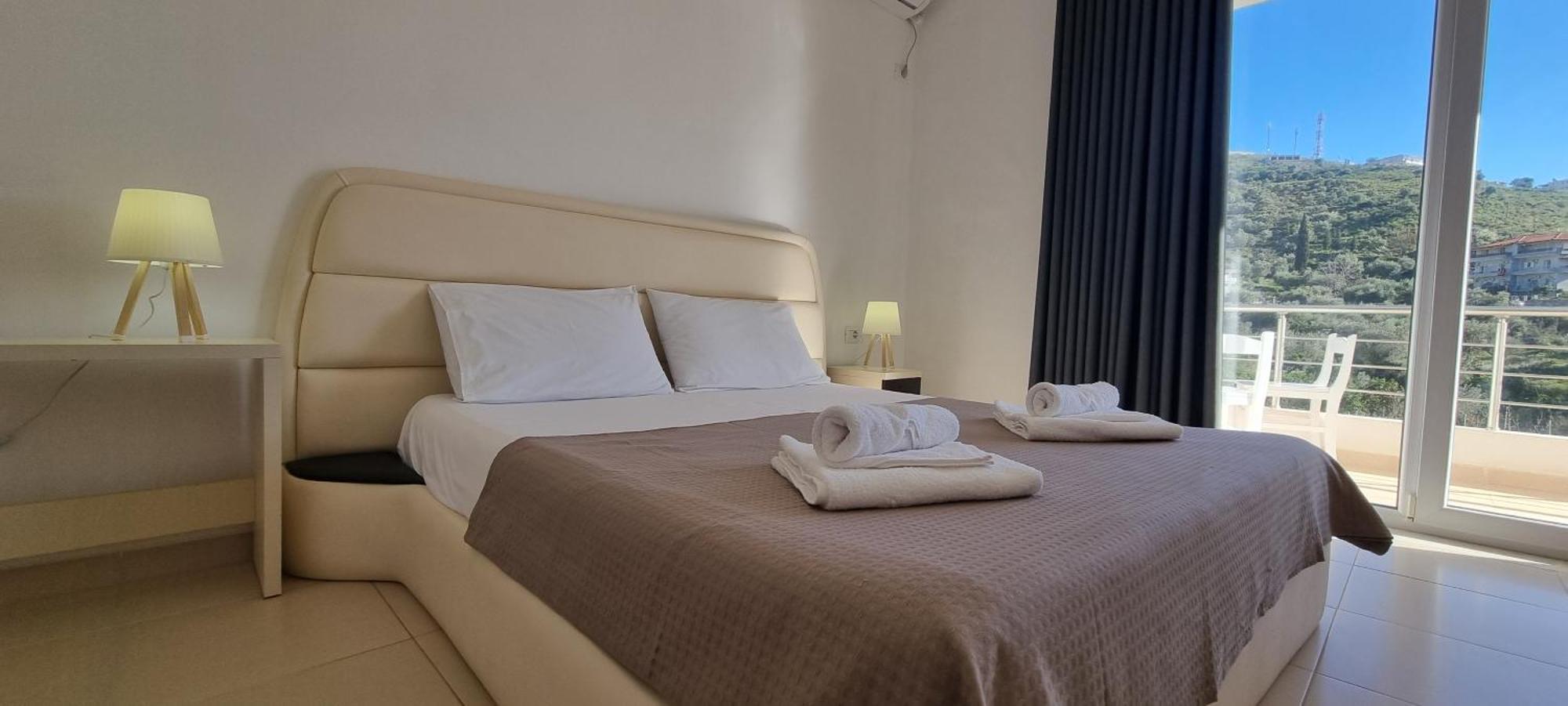 The Sunny Side Apartment Himare Luaran gambar