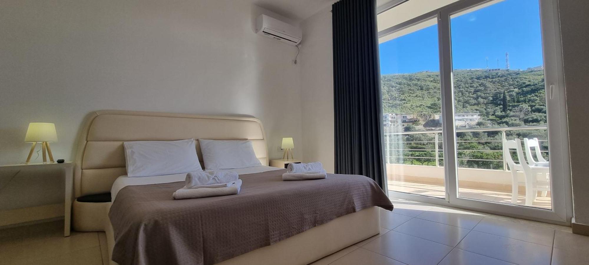 The Sunny Side Apartment Himare Luaran gambar