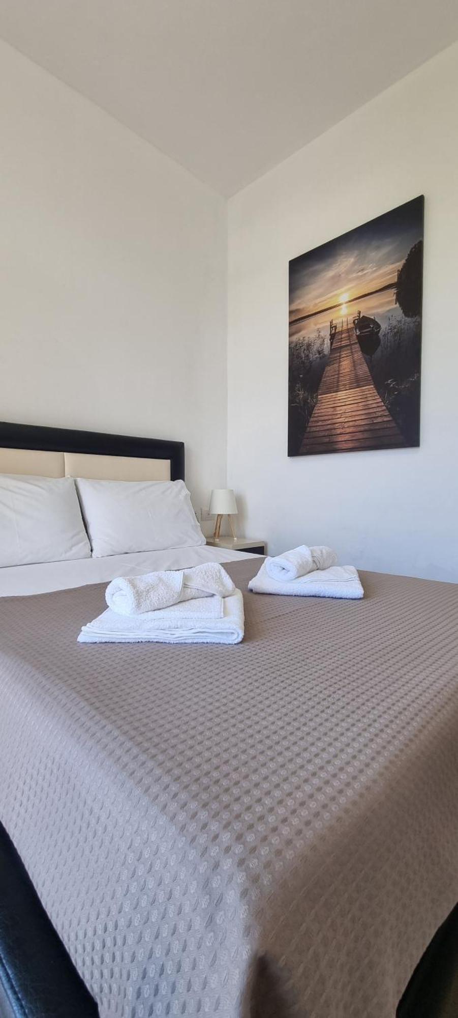 The Sunny Side Apartment Himare Luaran gambar