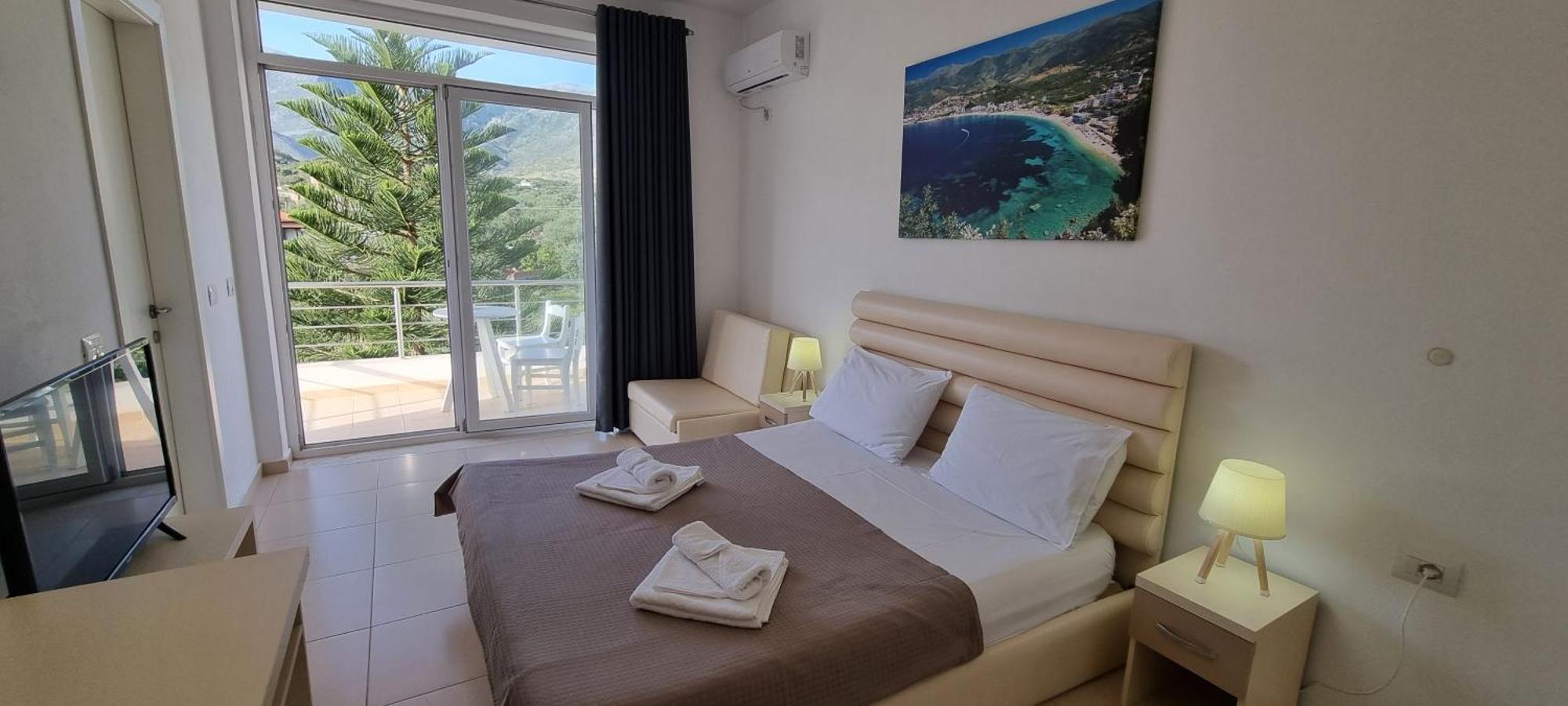 The Sunny Side Apartment Himare Luaran gambar
