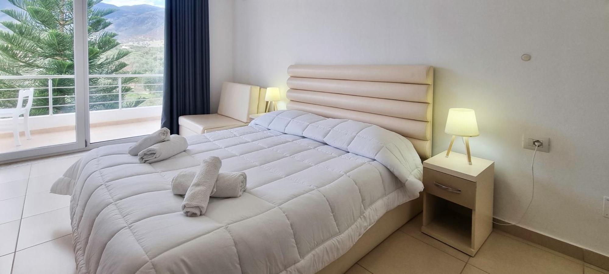 The Sunny Side Apartment Himare Luaran gambar